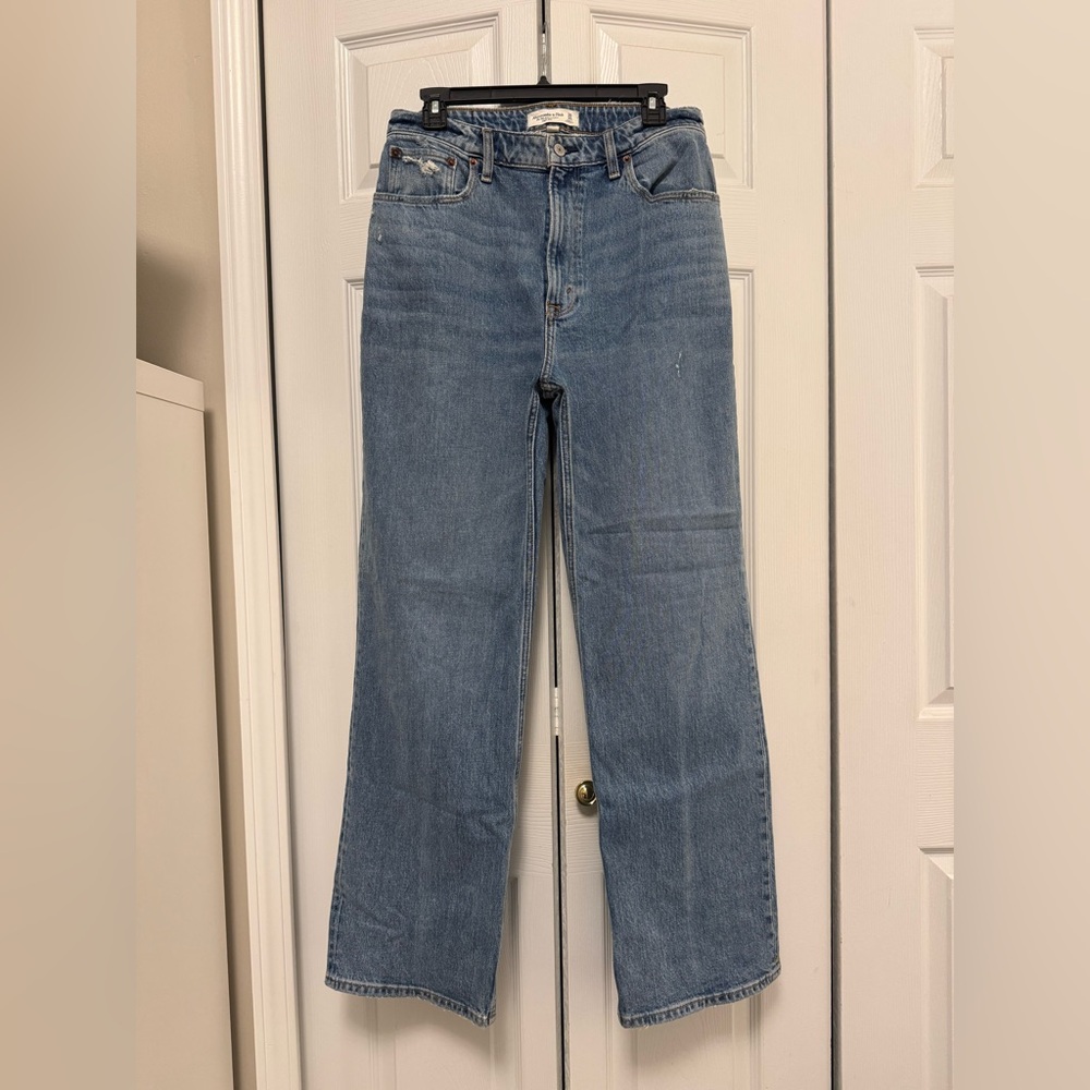 Abercrombie 90s Relaxed Jean / High Rise - Curve Love